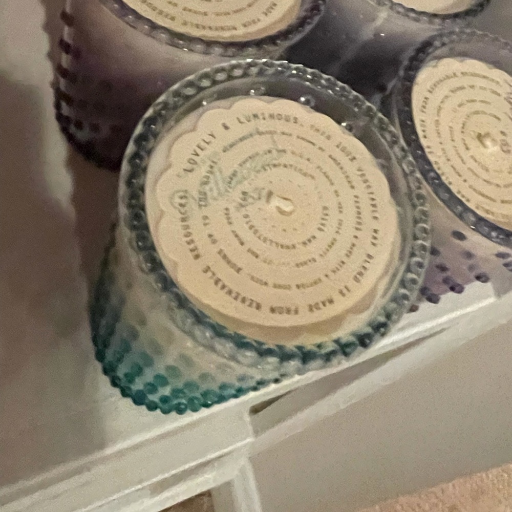 Lavender & Grapefruit Hobnail Glass Candle - NWT - Picture 10 of 15